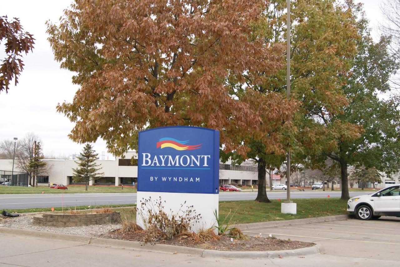 Hotel Baymont By Wyndham Coon Rapids Exterior foto