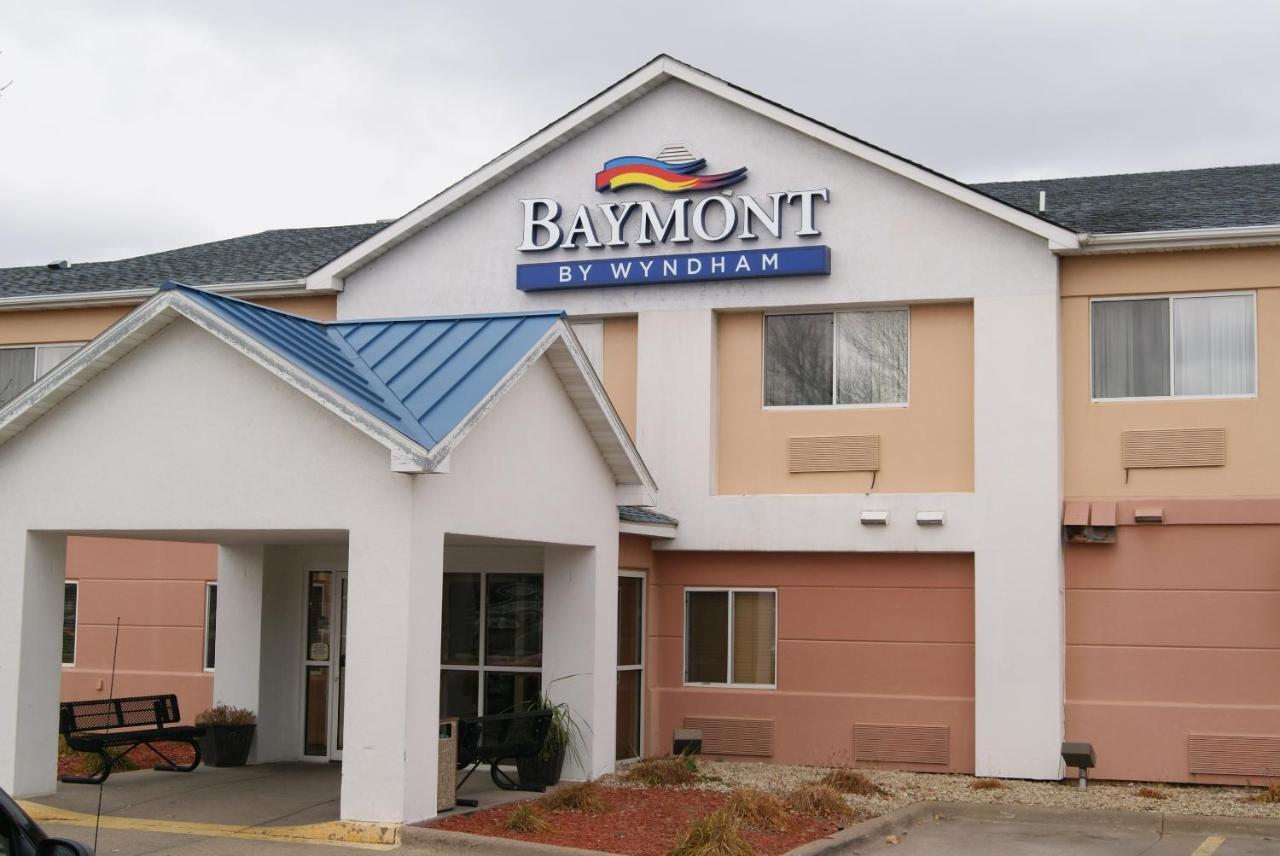 Hotel Baymont By Wyndham Coon Rapids Exterior foto